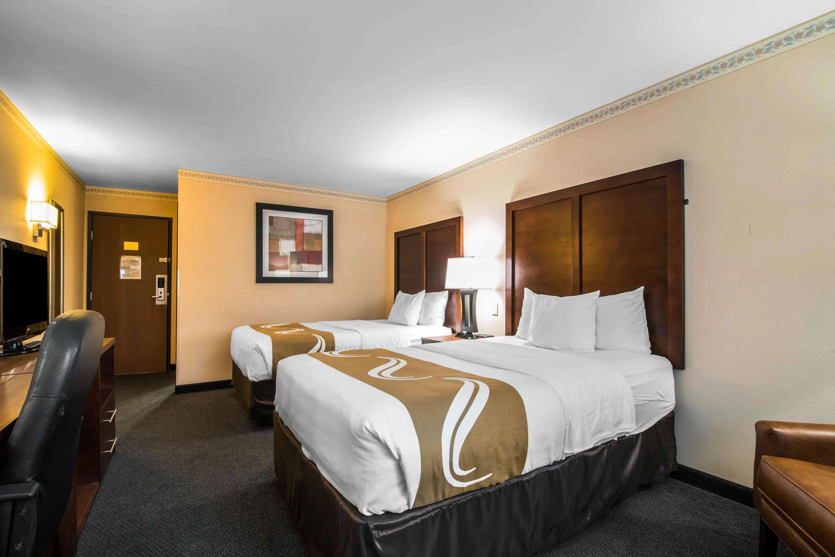Quality Inn Cortland - University Area Buitenkant foto
