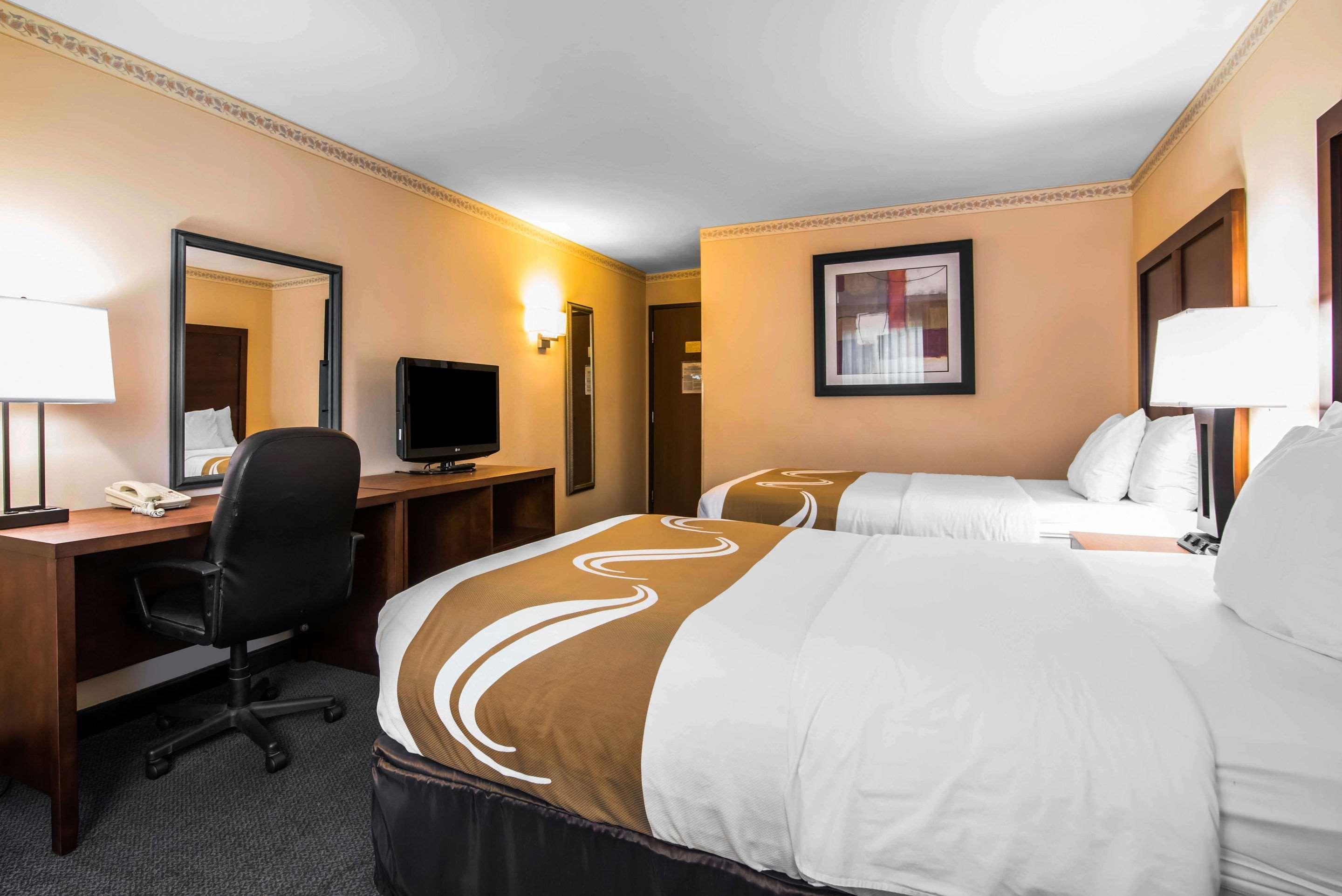 Quality Inn Cortland - University Area Buitenkant foto