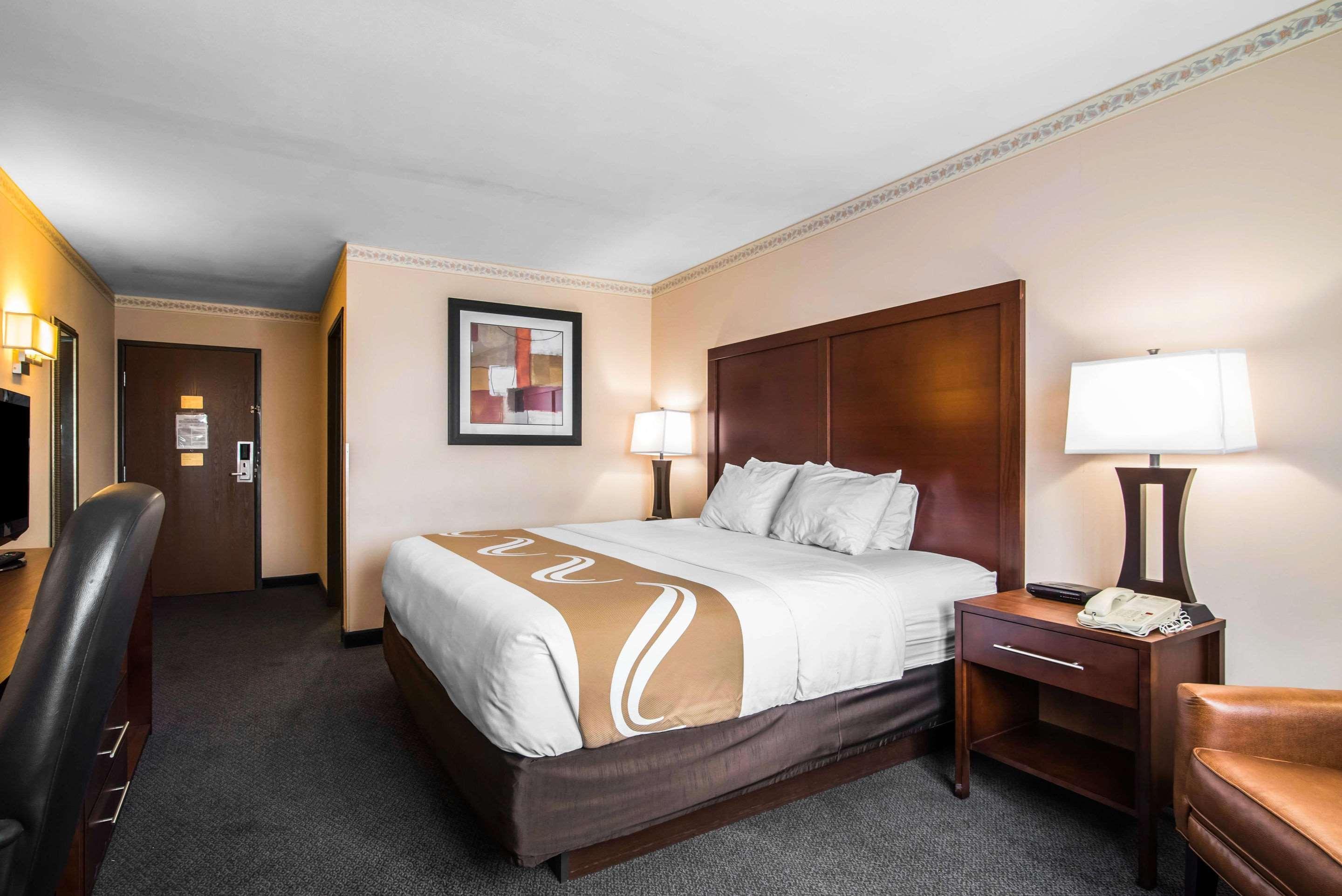 Quality Inn Cortland - University Area Buitenkant foto